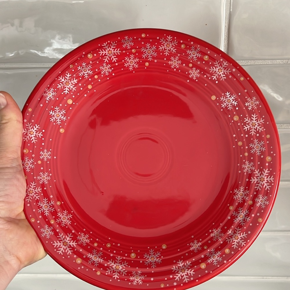 Fiesta scarlet snowflake gusto bowl and luncheon plate set - Picture 5 of 6